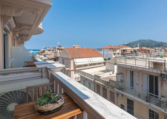 Exanimo Luxury Apartment