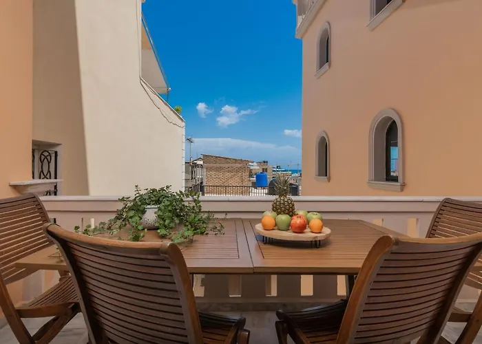 Exanimo Luxury Apartment